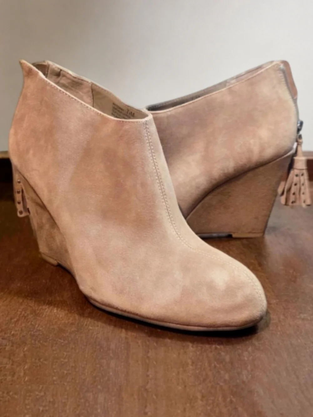Anne Klein Ankle Booties Taupe Suede Wedge Heels Zip Tassel Womens 7.5 Torny